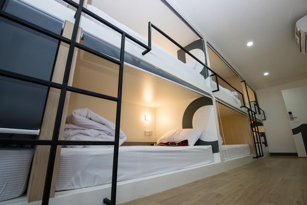 Monkeynap Hostel Бангкок Экстерьер фото