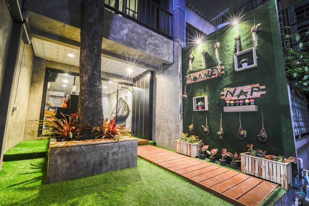 Monkeynap Hostel Бангкок Экстерьер фото