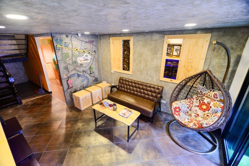 Monkeynap Hostel Бангкок Экстерьер фото